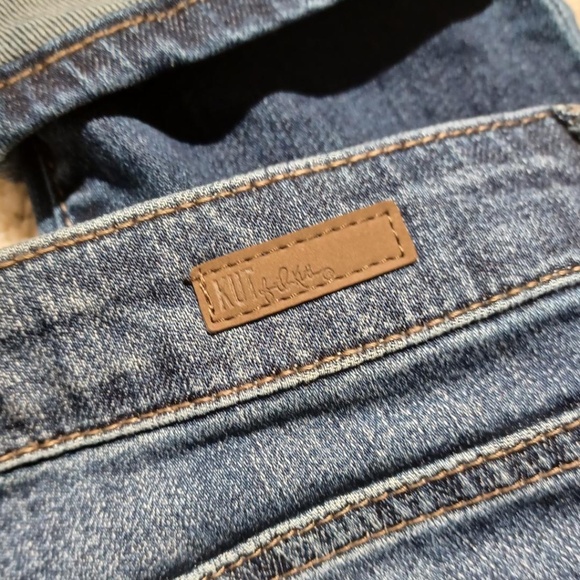 KUT FROM THE KLOTH 'Catherine' Mid-Rise Distressed Boyfriend Jeans - Picture 8 of 11